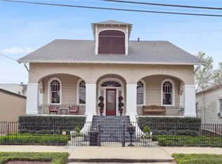 912 Constantinople St, New Orleans, LA 70115