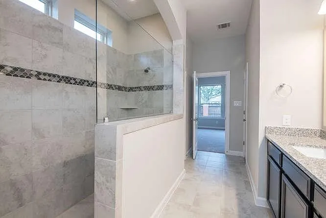109 Saddle Dr — Photo 16