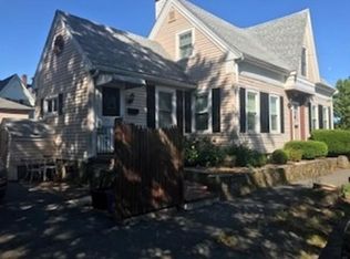 50 Charnock St, Beverly, MA 01915