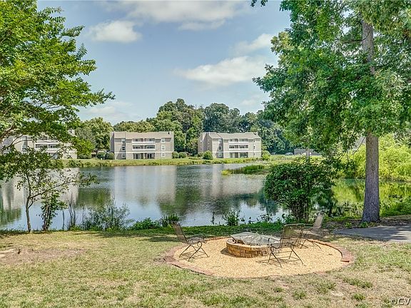 5th image of 7228 Harbor Hill Dr