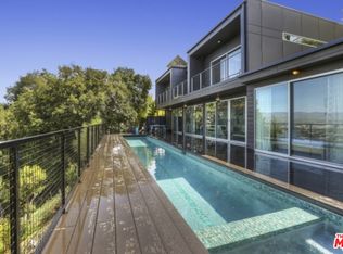 11462 Laurelcrest Dr, Studio City, CA 91604