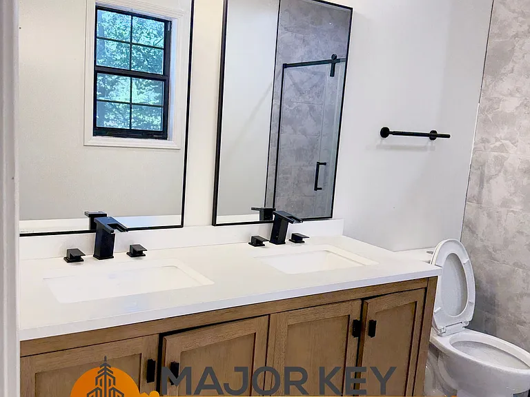 4555 Sugarloaf Pkwy — Photo 31