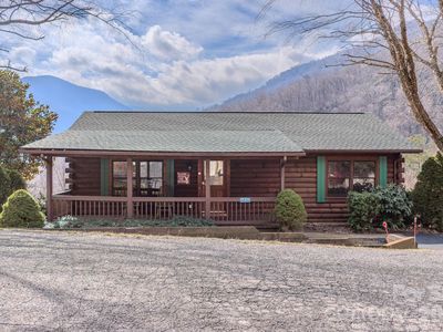 66 Elm Dr, Maggie Valley, NC, 28751