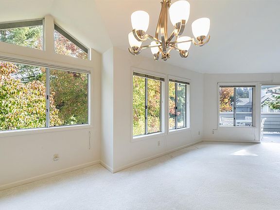 4th image of 2086 Stonefield Lane