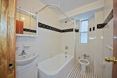 Sold by Metro Net Realty