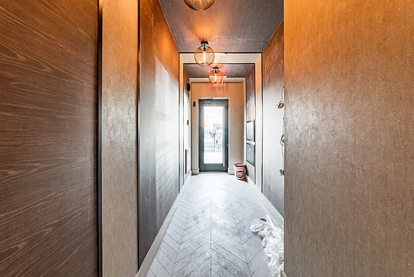 Rented by 146 Erasmus LLC | media 20