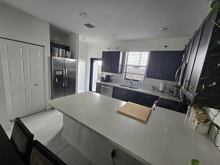 518 SW 19th Way #518 — Photo 6