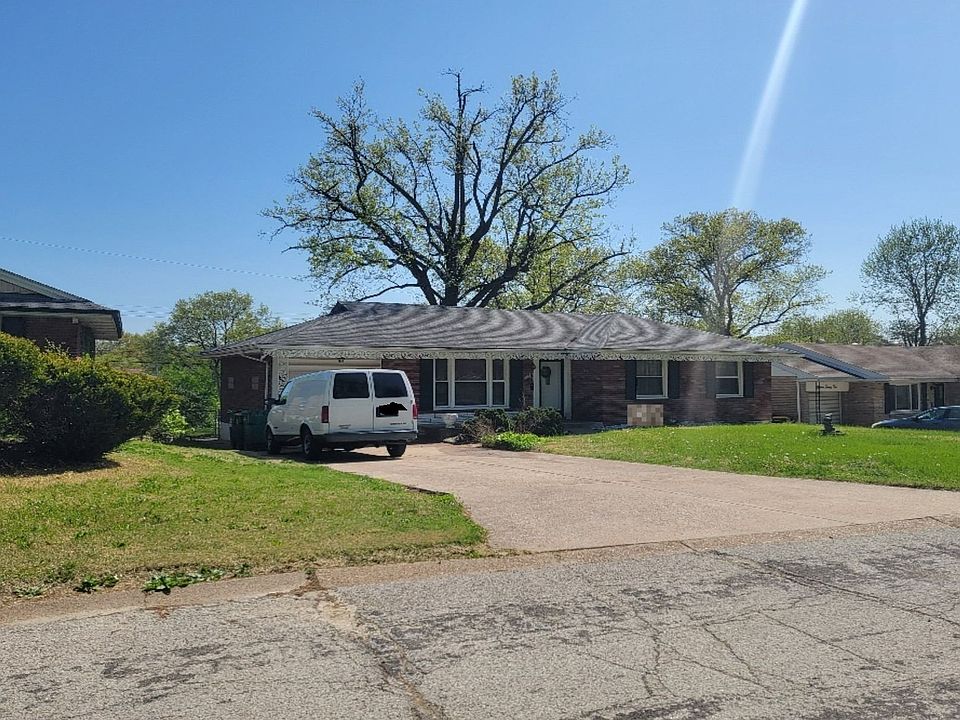 2nd image of 1118 Bluegrass Dr