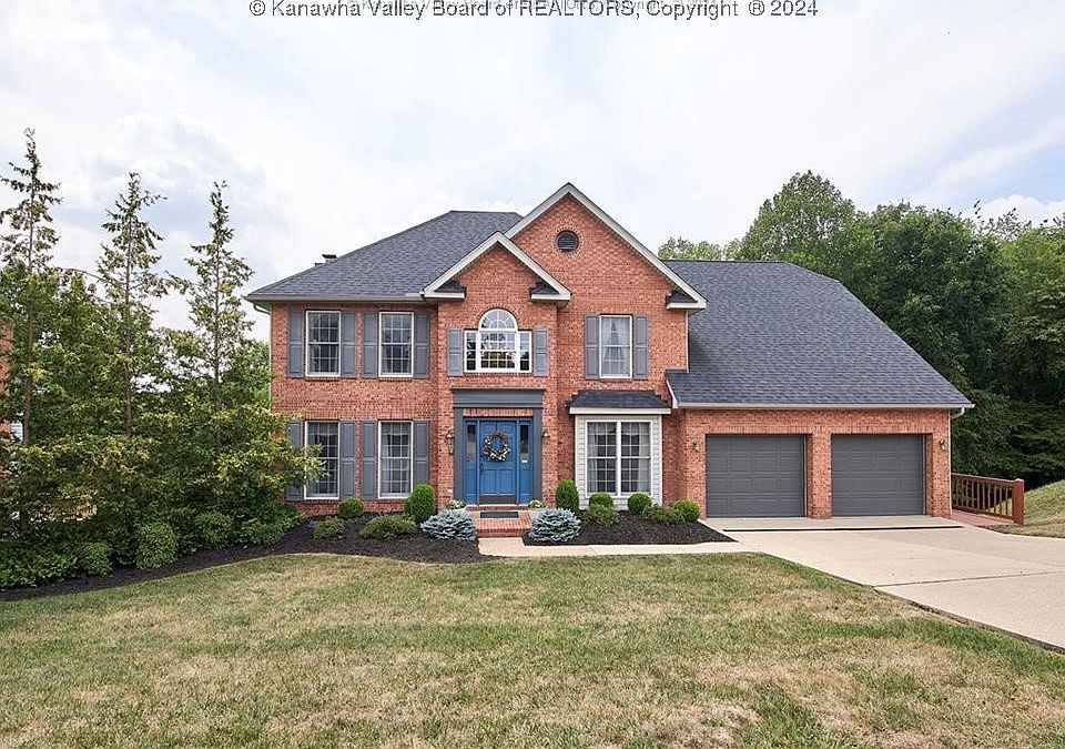 1st image of 320 Woodbridge Dr