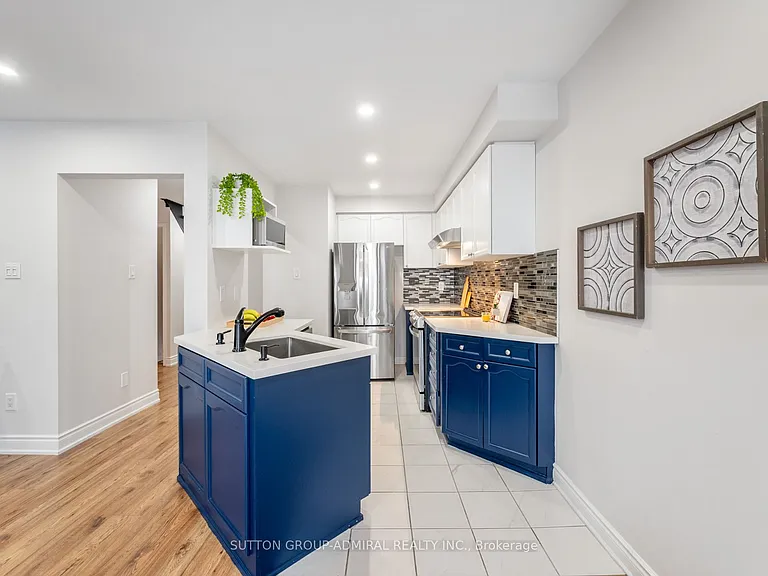 81 Parktree Dr — Photo 7