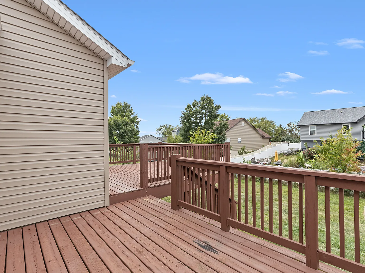 679 Dundee Ct — Photo 4
