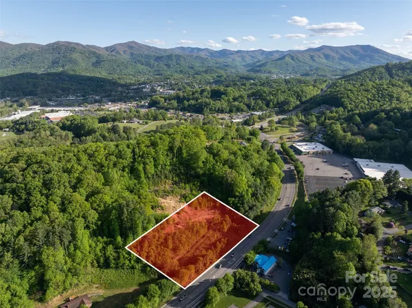 99999 Russ Ave, Waynesville, NC 28786