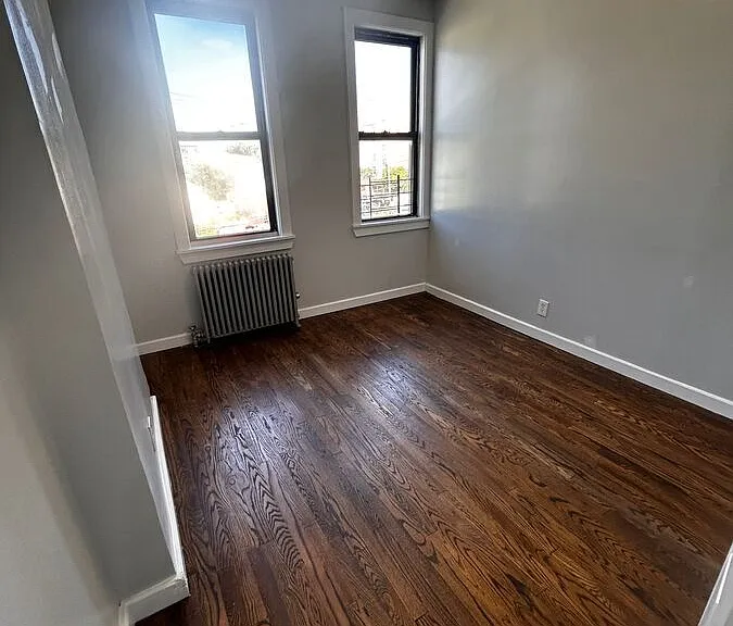 112 Maple St — Photo 4