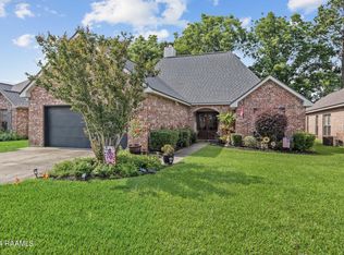118 Cherry Bark Ln, Lafayette, LA 70508