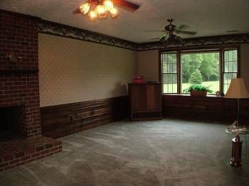 2nd image of 3420 Lindburg Ct
