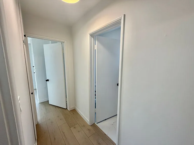 408 Larsson St — Photo 13