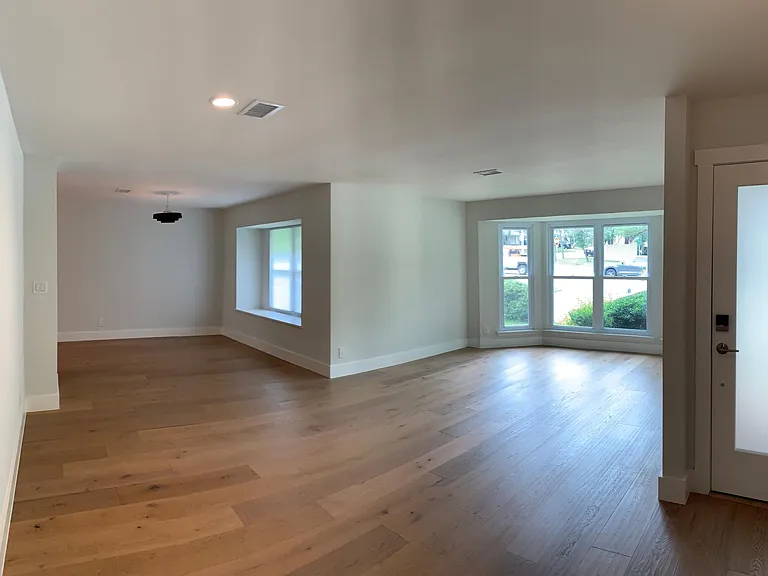 7101 Mesa Dr — Photo 18