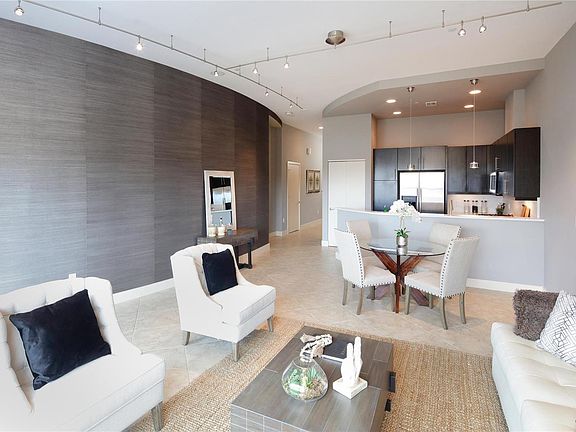 4th image of 8025 Maryland Ave Unit 3C