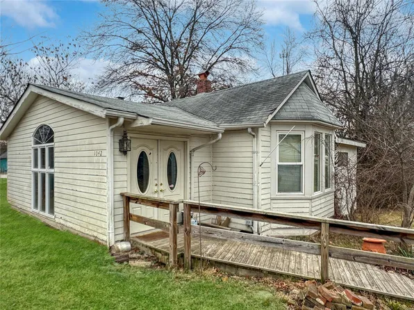 1042 Frisco Dr, Catawissa, MO 63015