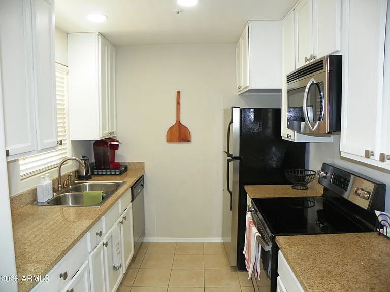 14145 N 92nd St #2131 — Photo 5