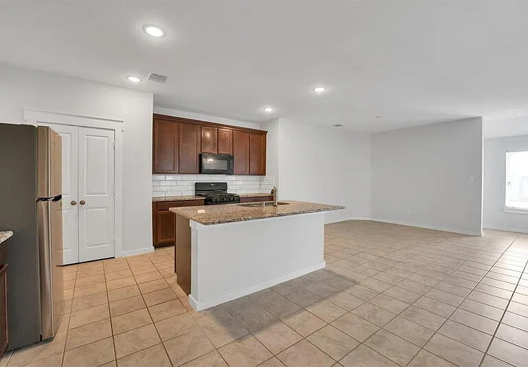 31415 Stone Ridge Forest Dr — Photo 27