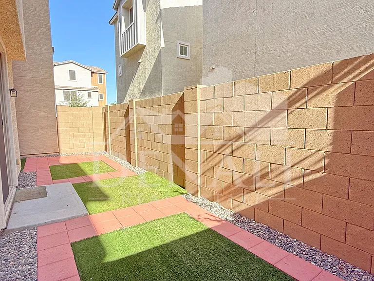 731 W Winchester Dr — Photo 26