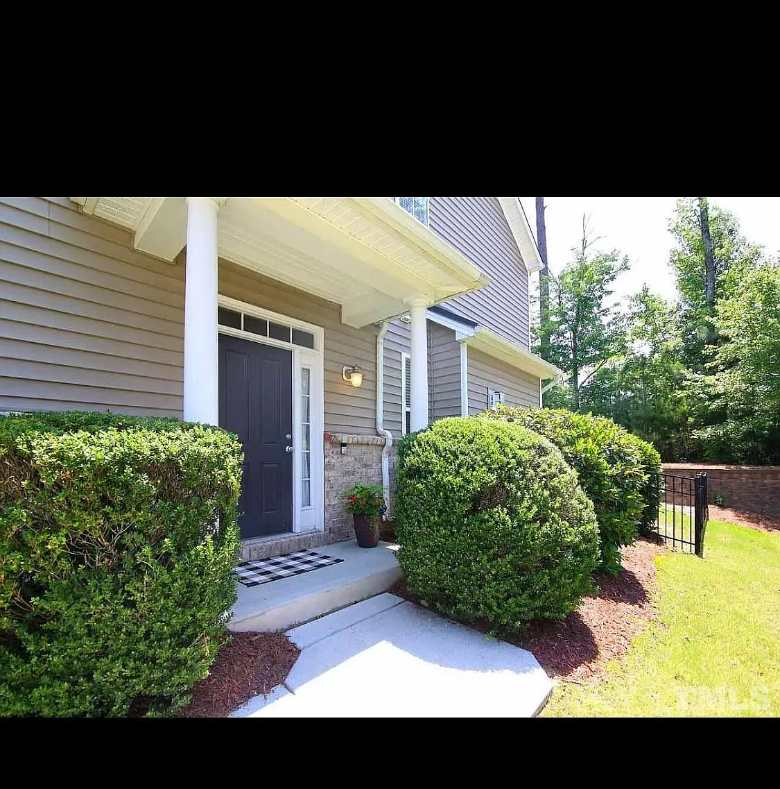 Building Photo - 265 Murray Glen Dr