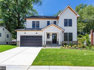 315 Charles St SE, Vienna, VA 22180