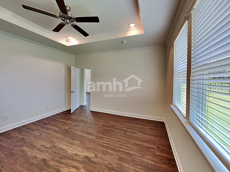 113 Pecan Dr — Photo 11