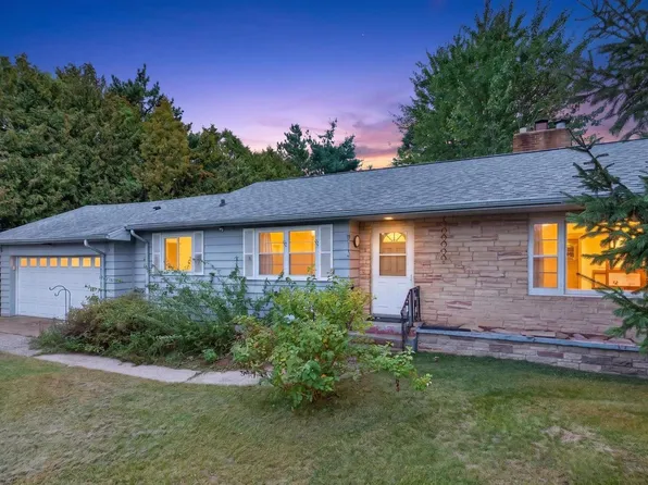 440 EDGEWOOD LANE, Nekoosa, WI 54457