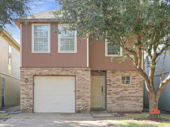 4915 S Cancun Dr, Houston, TX 77045
