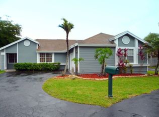 10114 SW 139th Pl, Miami, FL 33186