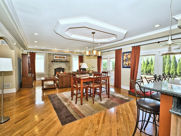 5044 Coyle Ave — Photo 12