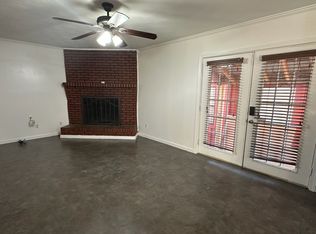 3511 Blue Springs Rd, Albany, GA 31721