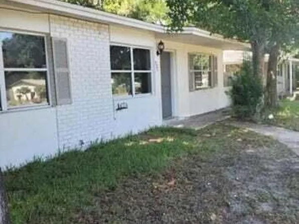 521 E Hollywood Blvd, Mary Esther, FL 32569