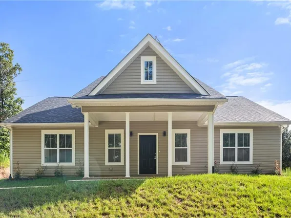 3101 Hickory Ridge Dr, Winston Salem, NC 27127
