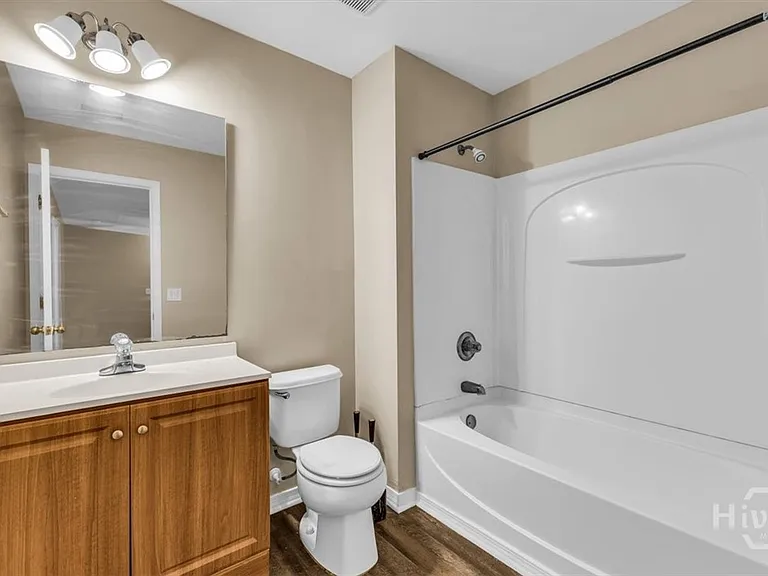 129 Fairgreen St — Photo 12