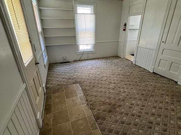 4th image of 306 Woodward Ave APT 2
