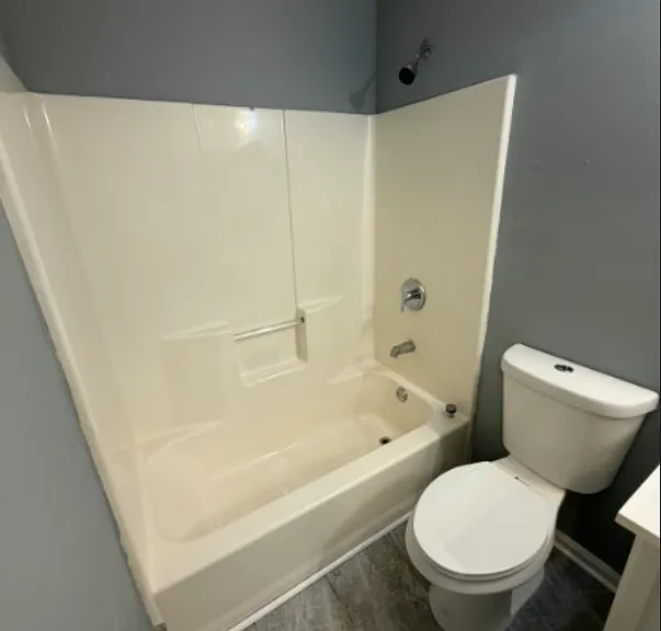 1634 Brooksquare Dr — Photo 3