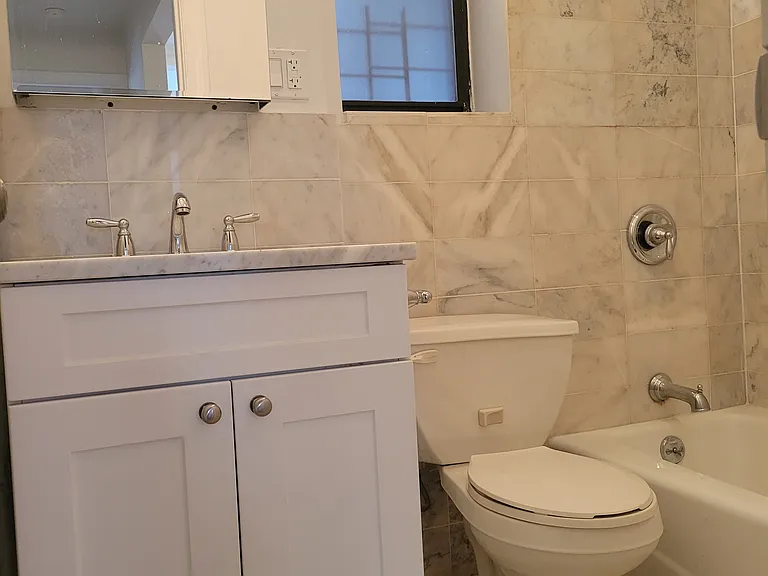 207 W 106th St #9A — Photo 9