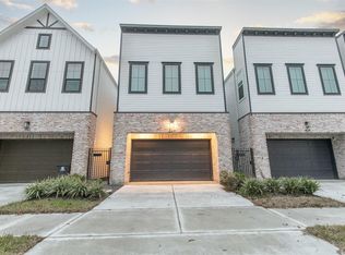 826 Nadine St, Houston, TX 77009