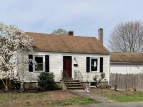 383 Summer St, Brockton, MA 02302