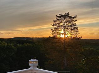 49 Wyngate Dr, Avon, CT 06001