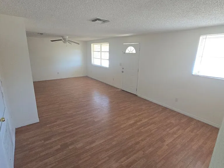 4335 Pallas Ave — Photo 8