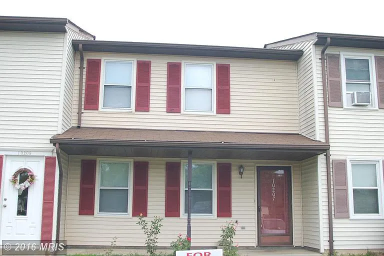 10207 Green Willow Ave photo 1