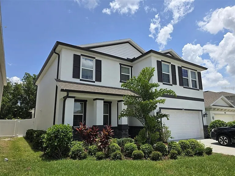 8030 Praise Dr — Photo 2
