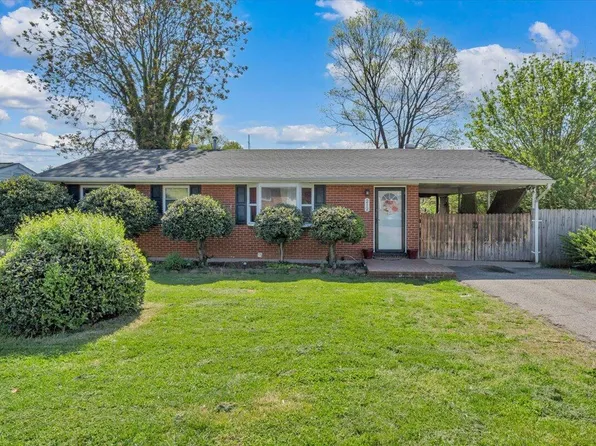 212 Nancy Dr NW, Roanoke, VA 24017