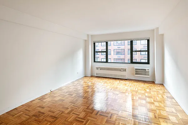 Sold by Compass | media 1