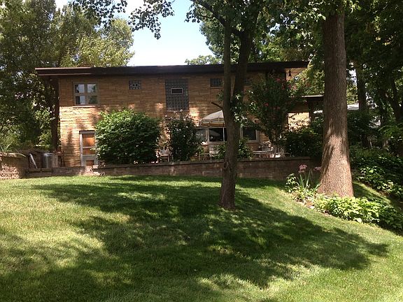 4th image of 10 Osage Dr
