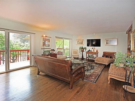 5th image of 5171 Brockway Ln